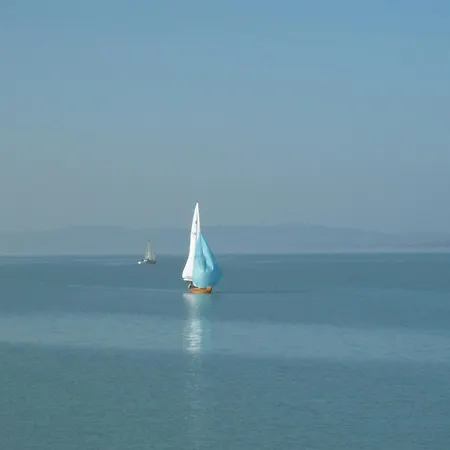 Perge Uedueloevilla Проживание в семье