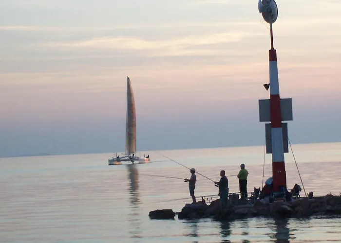 Rum i privatbostad Perge Uedueloevilla *